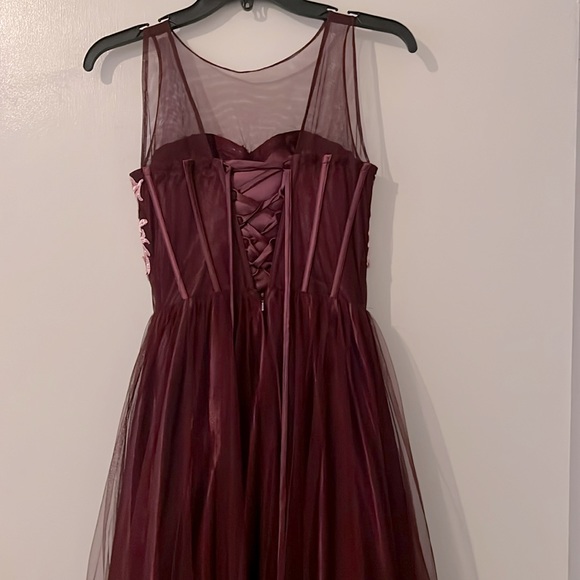 Burgundy Corset Dress - Picture 4 of 4